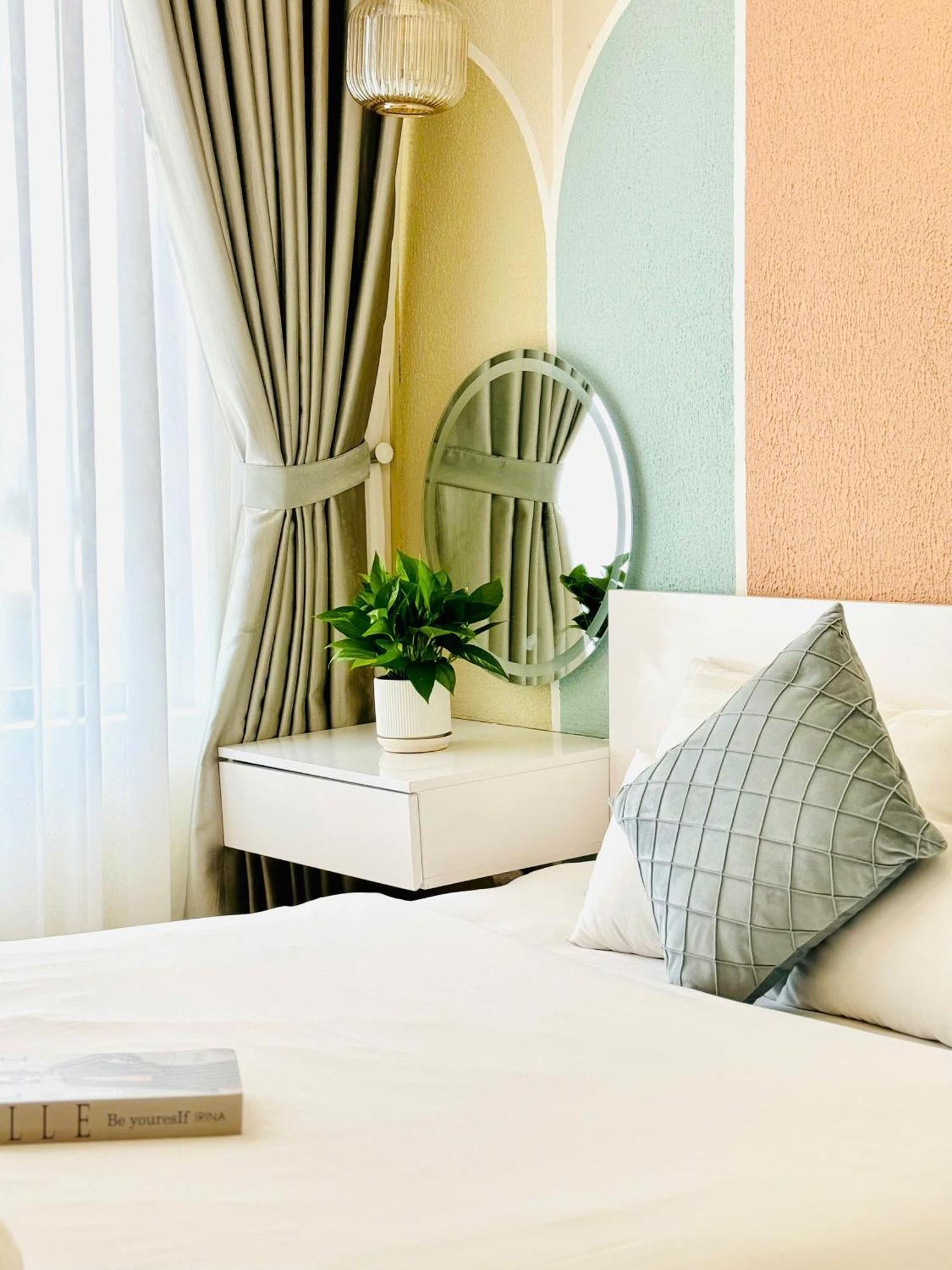 Soho Apt - Luxury Stay, Next To Benthanh Market Хошимин Экстерьер фото