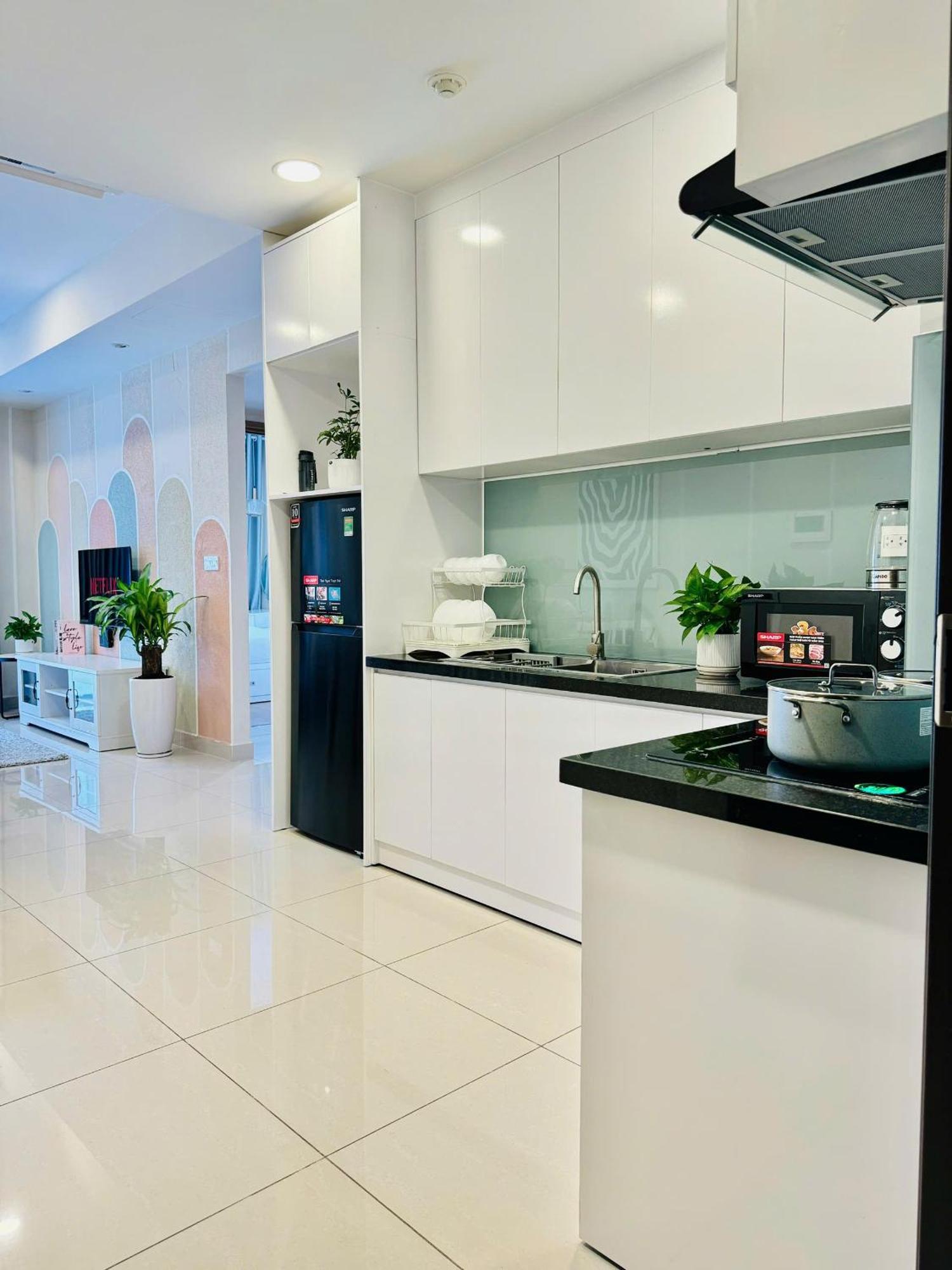 Soho Apt - Luxury Stay, Next To Benthanh Market Хошимин Экстерьер фото